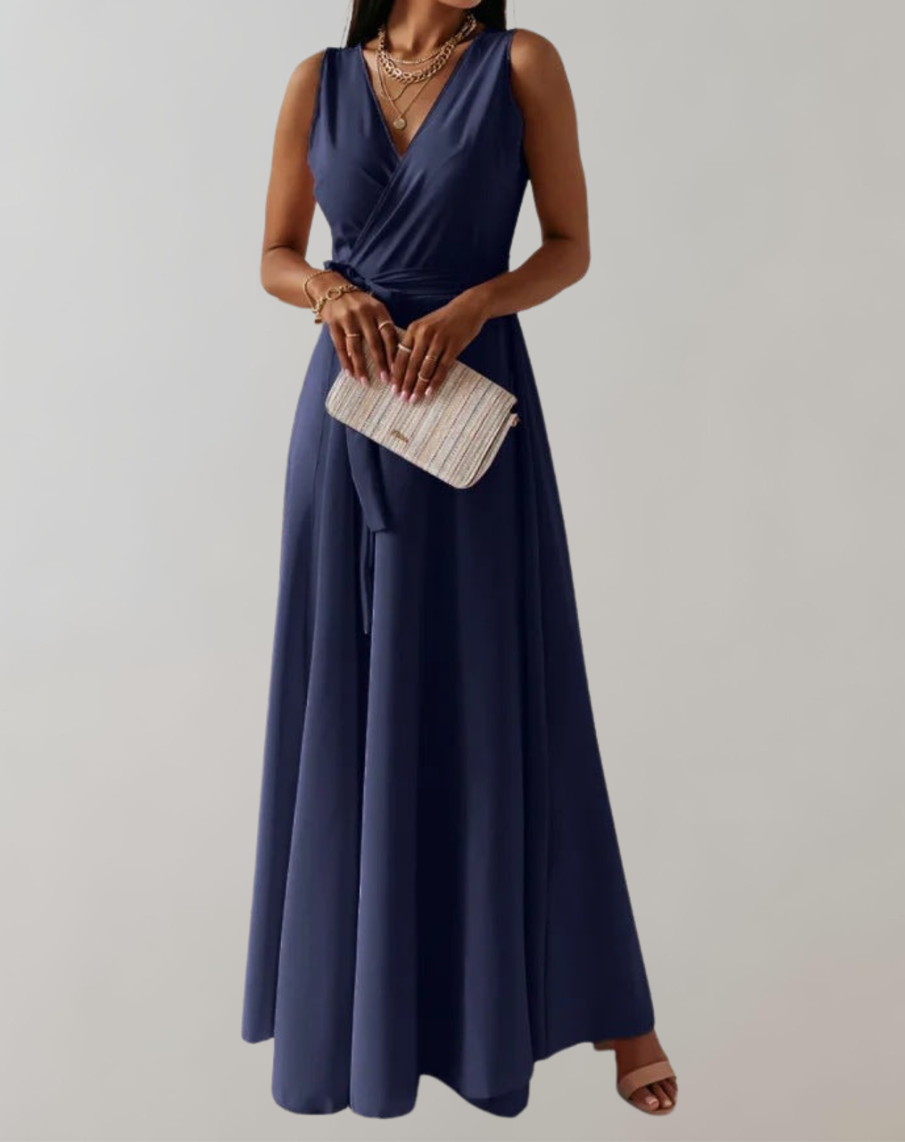Izora - Elegant V-Neck Sleeveless Gown
